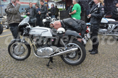 Oil_leak_rumble_2015_6306