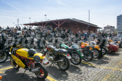 Oil_leak_rumble_2015_6491