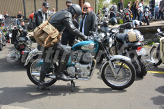 Oil_leak_rumble_2015_6501