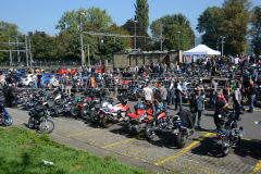 17_Oil_leak_rumble_2016_6684