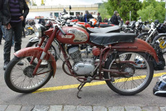 12_Oil_leak_rumble_2014_0123